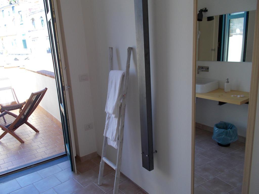 Le Stanze Del Poeta Otel Salerno Dış mekan fotoğraf