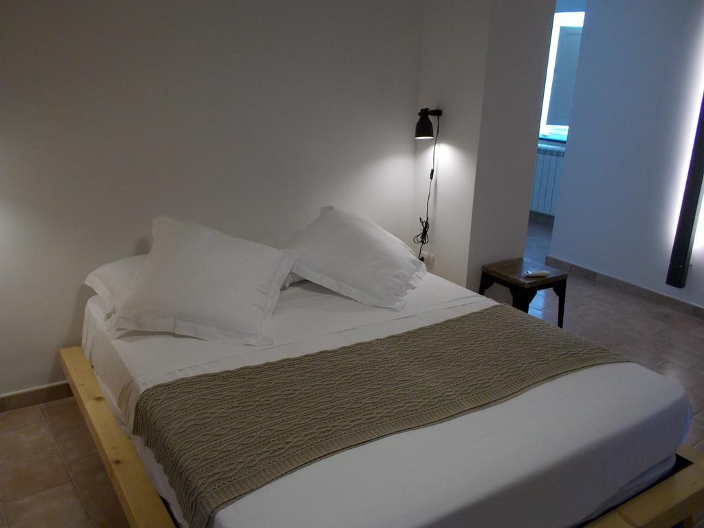 Le Stanze Del Poeta Otel Salerno Oda fotoğraf