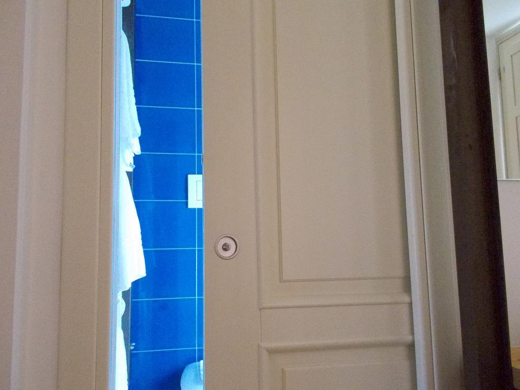 Le Stanze Del Poeta Otel Salerno Oda fotoğraf